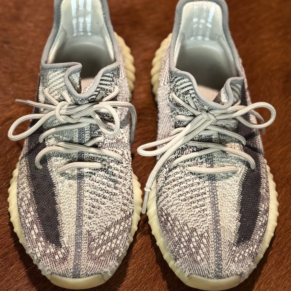 Mens Adidas Yeezy Zion Sneakers